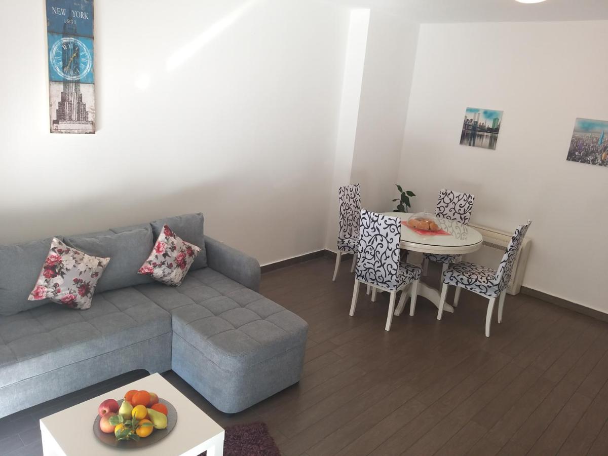 3 Bedroom Apartment With Terrace And Free Parking Сплит Екстериор снимка