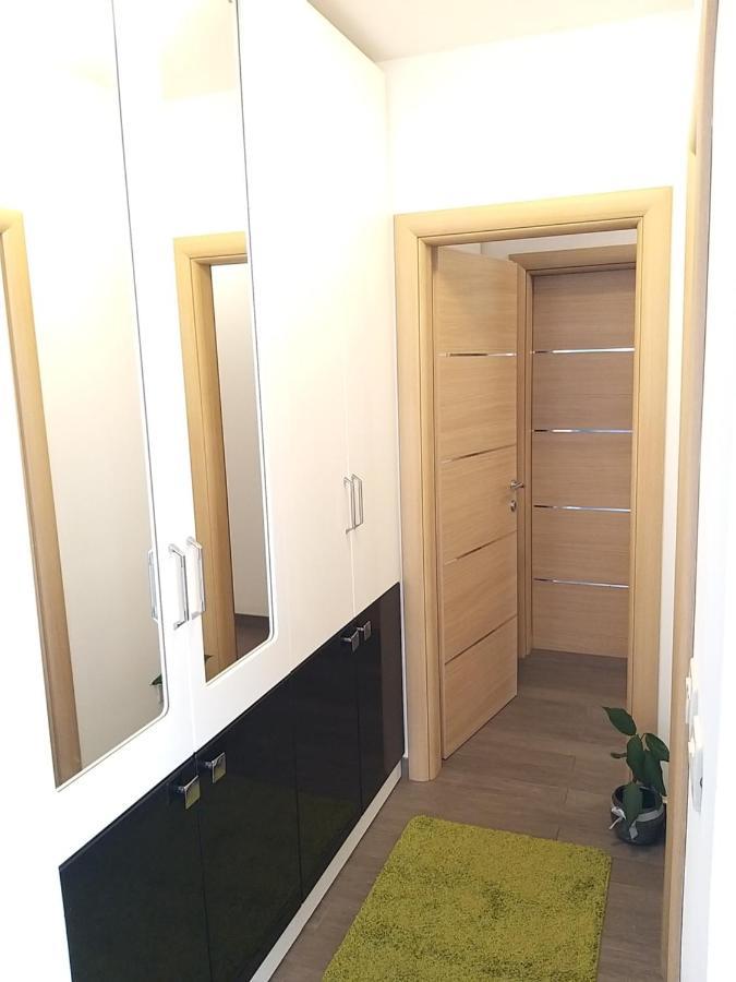 3 Bedroom Apartment With Terrace And Free Parking Сплит Екстериор снимка