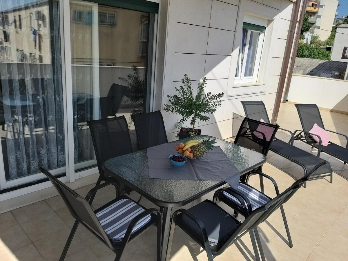 3 Bedroom Apartment With Terrace And Free Parking Сплит Екстериор снимка